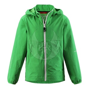 Veste softshell personnalisée de couleur verte pour enfants Vêtements de sports d'hiver imperméables avec poignets réglables - Product Image 1