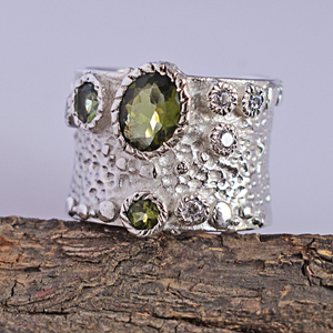 925 plata esterlina Zirconia cúbica moldavita piedra preciosa brazalete Anillo blanco rodio bisel ajuste joyería fina para ella para fiestas - Product Image 4