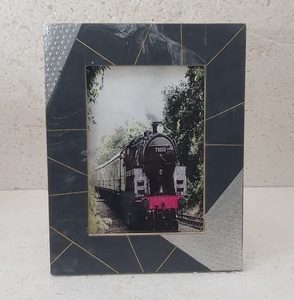 Home Decor Wood and Resin Zig-Zag Design Decorative <b>Photo</b> <b>Frame</b> New Trending Home Made Vintage <b>Floating</b> Wedding Picture <b>Frame</b> - Product Image 5