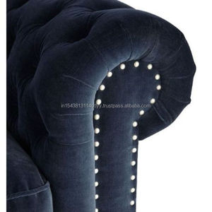 Sofá de lujo de terciopelo de 3 plazas moderno Chesterfield Diamond con mechones para sala de estar, oficina o pasillo - Product Image 2