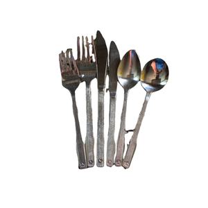 Ensemble de couverts élégants en acier inoxydable pour la cuisine à domicile et la décoration de table de mariage Ustensiles de cuisine essentiels en métal durable - Product Image 1