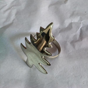 Porte-anneau de serviette en forme d'étoile de Style européen de luxe en argent 2023 décoration de mariage à la main pour une table à la maison ou une fête - Product Image 3