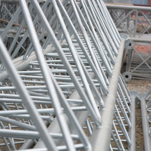 Tour de télécommunication V-COATING SS400 galvanisée à chaud pour ligne de transmission électrique 60-180m - Product Image 1