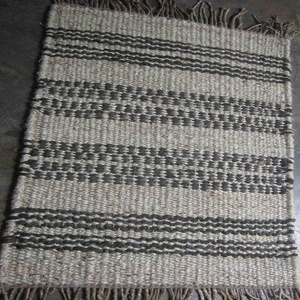 Alfombra Decorativa de Yute y Cuero Tejida a Mano, Reversible, Antideslizante, Estilo Vintage Chic para Sala de Estar, Hotel y Hogar - Product Image 4