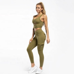 Women's Print Cargo Pocket Design Knee-Length Sports Leggings Running Tights High Waist Four-Way Stretch Fitness <b>Yoga</b> <b>Pants</b> - Product Image 3