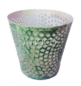 Trendy <span class=keywords><strong>T</strong></span>-Light Holder Nuevo estilo Hierro Votivo Sombra Antigua Decoración para el hogar Lámpara de vela con <span class=keywords><strong>material</strong></span> metálico - Product Image 1