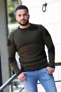 Suéteres elegantes hechos a mano para hombres - Product Image 4