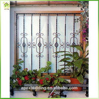 Hermoso diseño de rejas decorativas de hierro forjado para ventanas