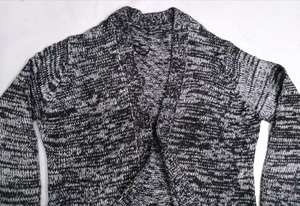 เสื้อสเวตเตอร์ผู้หญิงแบรนด์ดังคุณภาพสูง แขนยาว คอวี ทรงหลวม สไตล์ลำลอง สำหรับฤดูใบไม้ร่วง - Product Image 3