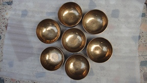 Cuencos Tibetanos Hechos a Mano, Fabricados en Nepal - Product Image 2