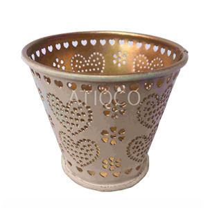 Portavelas Decorativo Atiqco de Hierro Verde Blanquecino con Iluminación para Decoración de Mesa en Bodas y Fiestas, Modelo 789146 - Product Image 5