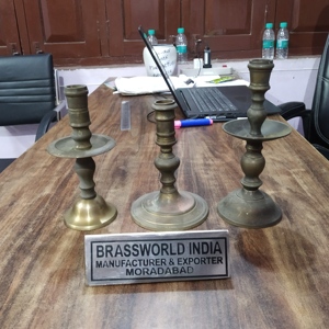 HAND GEFERTIGTES MESSING SINGLE CHANDLE HOLDER CHURCH SUPPLIES Brass world India - Product Image 3