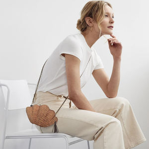 Bolso de mano de mimbre tejido a mano, bolsa de mano de mimbre secado al sol, venta al por mayor de Vietnam - Product Image 4