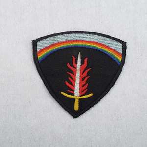 Parche bordado personalizado, autoadhesivo - Product Image 2