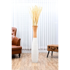 Florero de aluminio de Hierro y Latón de metal duradero clásico moderno, mesa de suelo grande, decoración del hogar con materiales de madera de mango - Product Image 2