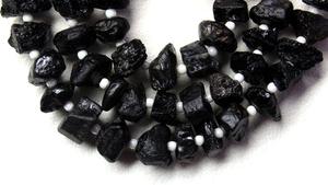 Turmalina negra Natural con forma irregular, Centro perforado, fabricación de joyas, colección de piedras, corte de estilo, 50 piezas - Product Image 3