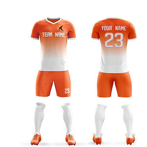 Uniforme de football personnalisé pour hommes avec sublimation Nouveau design Vêtements de football - Product Image 5