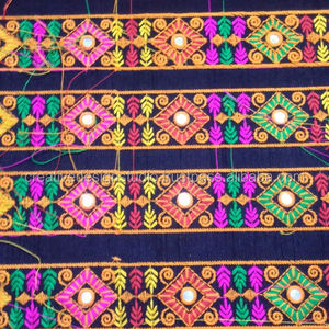 Tissu en dentelle brodée pour chaussures et sacs 100% polyester tailles personnalisées écologiques fabriquées à la machine - Product Image 1