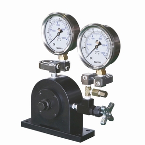 Testeur de couple hydraulique APLUS GWH-9101, taille de douille 21 mm, ISO9001, pour plage d'application de 30-200 Ft/lb, pression de 70/300 kg/cm - Product Image 1