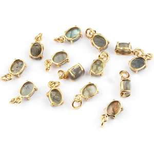 Pendentif Labradorite Forme Ovale Or Vermeil Prong Set pour Fêtes - Product Image 3