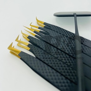 แหนบขนตาขนมิงค์สีดำทำจากสเตนเลสปลายเรียวปากแหลมออกแบบโลโก้ได้ตามที่ต้องการ - Product Image 1