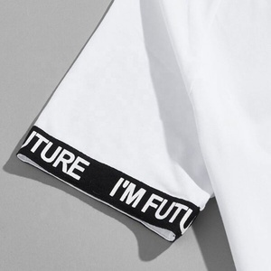 Conjunto de 2 piezas formado por Inspire Apparel para hombre, camisetas y pantalones cortos con diseño de rayas laterales y contraste de logotipo personalizado, venta al por mayor - Product Image 3