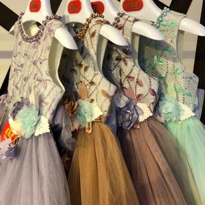 เดรสปาร์ตี้ของเด็กผู้หญิงมีสไตล์ลายดอกไม้ผ้าซาตินดีไซน์พิเศษด้านหลังชุดปาร์ตี้ของเด็กใหม่สำหรับงานอีเว้นท์ความงามในฤดูใบไม้ผลิ - Product Image 6