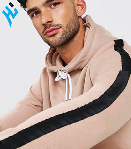 Nouvelle arrivée Vente en gros de survêtements de sport de haute qualité à la mode OEM Survêtement de luxe pour hommes - Product Image 3