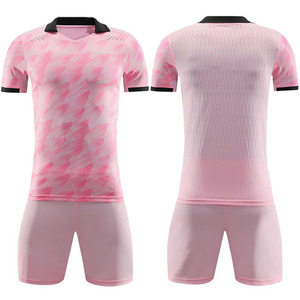 Conjunto de uniforme de fútbol personalizado para hombre, camisa deportiva y pantalones cortos atléticos - Product Image 4