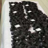 Extensions de cheveux humains indiens bruts ondulés en gros, double épaisseur, vierges, avec closure frontale – Fournisseur en gros