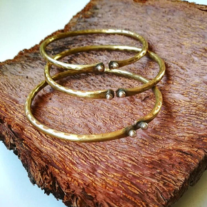 Pulsera de latón hecha a mano para hombre, modelo Happiness - Product Image 1