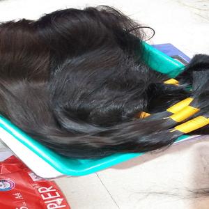 100% cheveux humains bouclés en vrac non transformés du temple indien cuticule dessinée unique alignée sensation de main douce prix d'usine de l'inde - Product Image 4