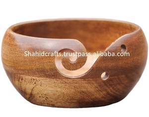 Bol de fil à tricoter en bois fait à la main Design traditionnel écologique disponible en bois de teck d'acacia de Sesham pour les fêtes - Product Image 5
