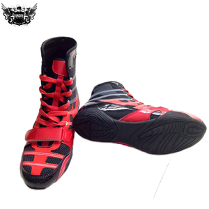 รองเท้าชกมวยหนังแบบยูนิเซ็กซ์ พื้นยาง ระบายอากาศดี สีดำ/แดง  ตัวเลือกโลโก้แบบกำหนดเอง ขนาดสั่งทำได้-IRON - Product Image 2