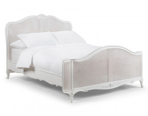 Juego de dormitorio blanco hecho de madera maciza, estilo elegante - Product Image 1