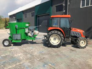 2 cbm Mélangeur D'alimentation Verticale Remorqué Électrique + Entraînée par Tracteur - Product Image 3