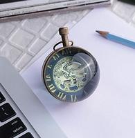 Jam Meja Bentuk Bulat Kuningan Antik dan Berat Kertas untuk Ruang Belajar Rumah dan Dekorasi Ruang Tamu Kantor (Kuningan)