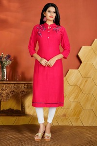 Casual Wear Floral <b>Printed</b> A-line Simple Kurti with Designer Look for Women Indian Ethnic Wear Fashion 2022 - Product Image 4
