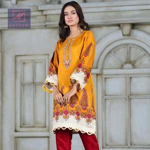 Robe d'impression numérique Kurti en coton pour femmes de haute qualité avec travail de pierre à la main vêtements indiens et pakistanais élégants - Product Image 6