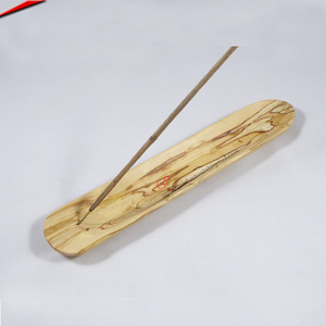 ผู้ถือธูปไม้ชิงชันทำด้วยมือเผาไม้แบบดั้งเดิมเสร็จสิ้น - Product Image 3