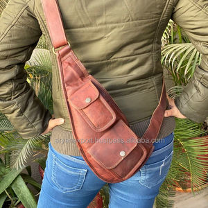 Bandolera Vintage de cuero hecho a mano para hombre, bolso de hombro hecho a mano - Product Image 1