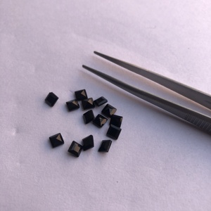 Pierres précieuses en spinelle noir naturel de 4 mm, taille carrée facettée, pierres en vrac calibrées pour la fabrication de bijoux, fabricant d'usine - Product Image 3