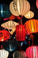 Hoi an Vietnam 35cm Bambus Seiden laternen Mix Form Farbe Hochzeits lampe Beleuchtung Ideen Neue Design Tassen Form für Geschenke Verpackung