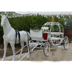 Carruaje de fotografía de boda y estatua de caballo, carruaje de Cenicienta de boda con estatua de caballo, carro decorativo blanco y Ho - Product Image 1