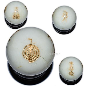 Buy Healing Natural Stone White Agate Usui Reiki Balls Set - Product Image 1