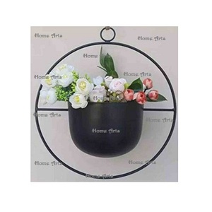 Fantsstic Design Wall <b>Hanging</b> <b>Planter</b> In Gold Color Iron Round Shape <b>Hanging</b> Flower <b>Planter</b> For Garden Use - Product Image 3