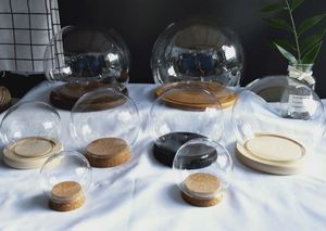 Cloche โดมแก้วใสพร้อมฐานไม้สีขาวสำหรับจัดแสดงดอกไม้สไตล์ยุโรปสำหรับงานแต่งงาน - Product Image 4
