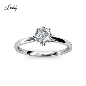 <span class=keywords><strong>Anello</strong></span> <span class=keywords><strong>solitario</strong></span> impreziosito da cristalli <span class=keywords><strong>Swarovski</strong></span> matrimonio <span class=keywords><strong>solitario</strong></span> semplice <span class=keywords><strong>anello</strong></span> fiore donna 925 argento dasini - Product Image 4