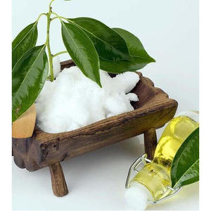 Les fabricants achètent en gros des diffuseurs d'aromathérapie, de l'huile essentielle de camphre biologique, naturelle, 100% pure et de qualité supérieure. - Product Image 1