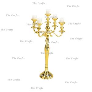 Candélabre en métal doré poli avec boule de cristal, qualité supérieure, pour décoration de mariage et de fêtes. - Product Image 3